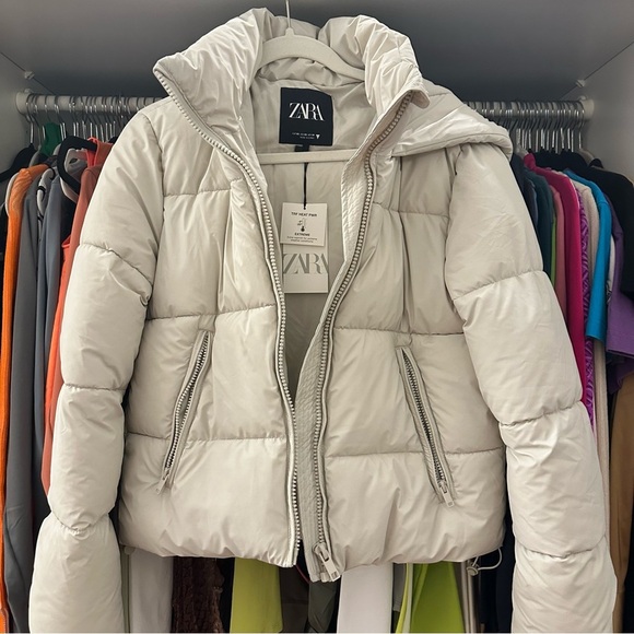 Zara Jackets & Blazers - Zara Puffer jacket